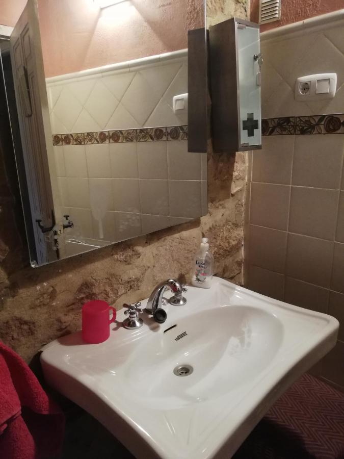 La Vieja Escuela Villa Fuentes de Rubielos Bagian luar foto