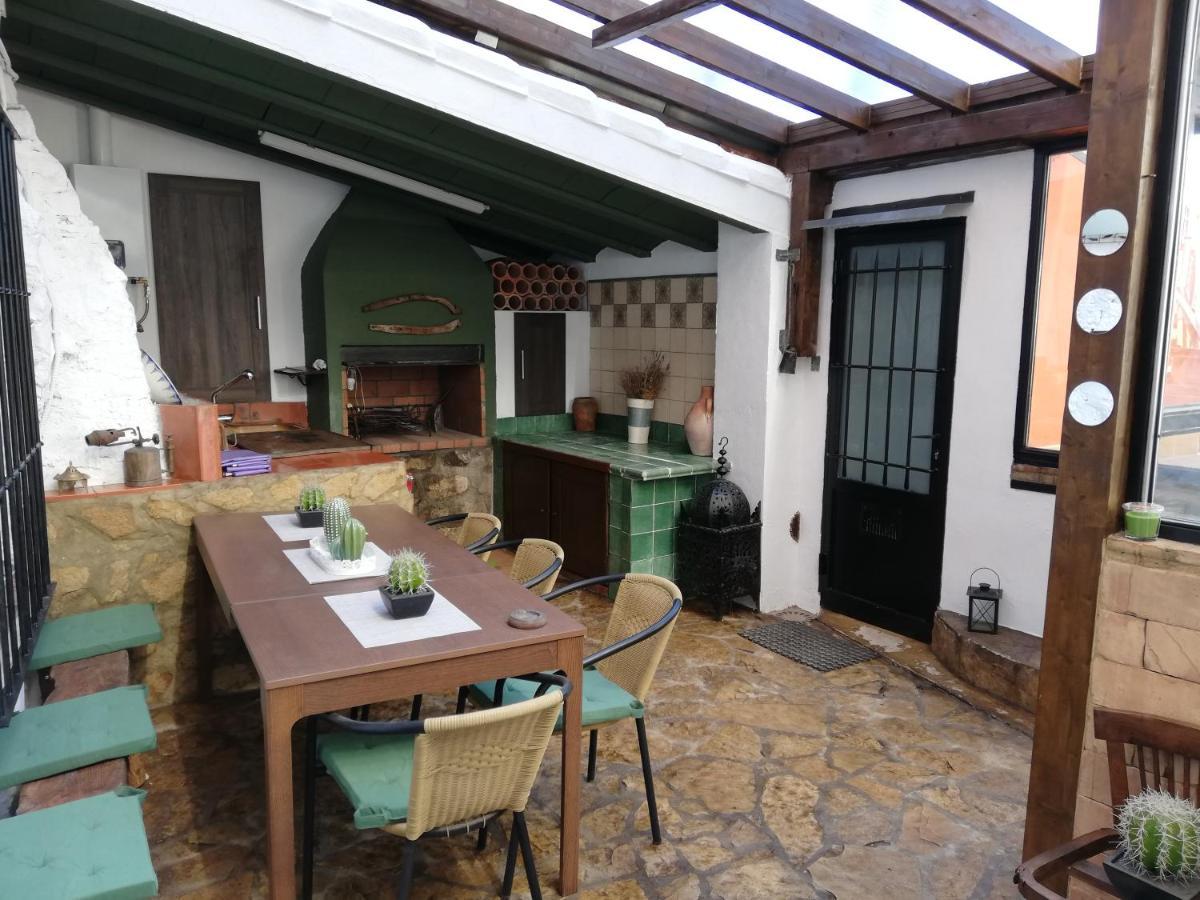 La Vieja Escuela Villa Fuentes de Rubielos Bagian luar foto