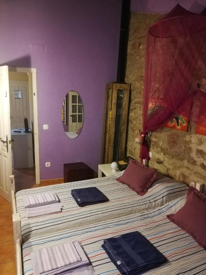 La Vieja Escuela Villa Fuentes de Rubielos Bagian luar foto