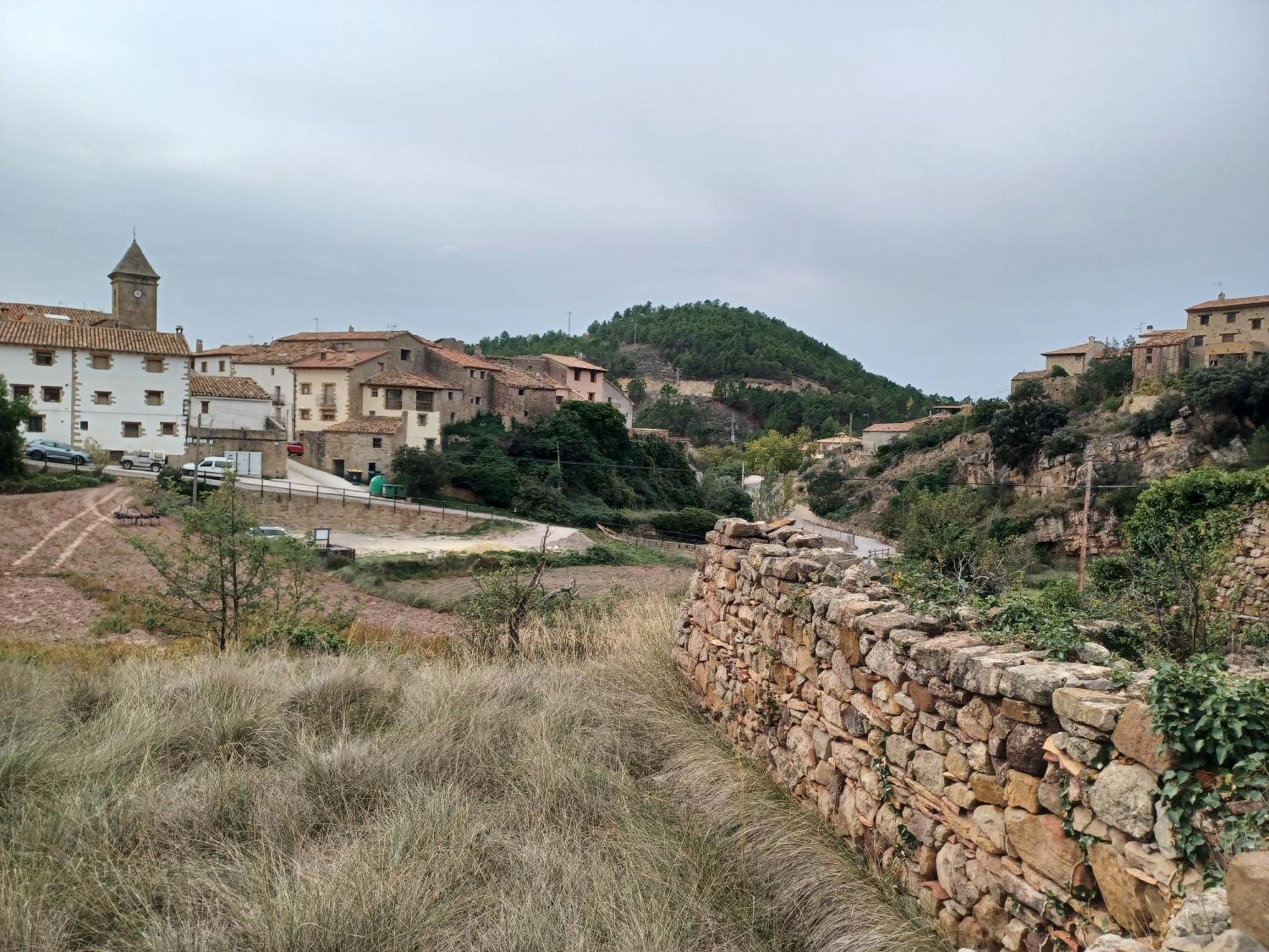 La Vieja Escuela Villa Fuentes de Rubielos Bagian luar foto